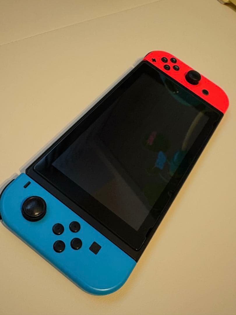 【美品】任天堂　Switch本体