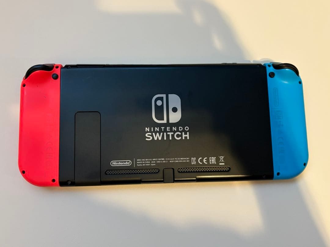 【美品】任天堂　Switch本体