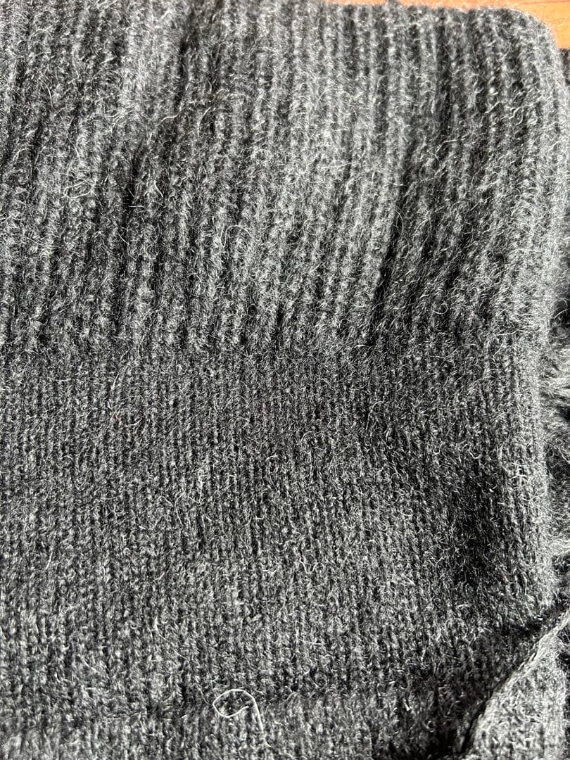 JULIUS ブラック マフラー フリンジ付き