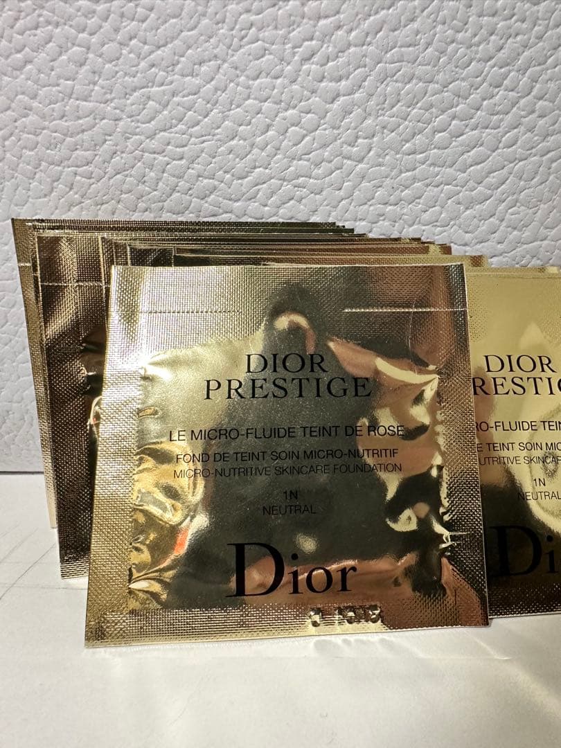 Dior ディオール プレステージ ルフルイド タンドゥローズ 1N×120