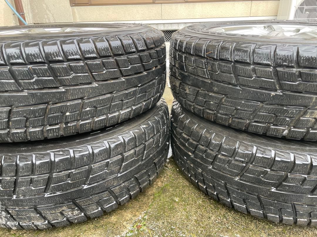 215/65R16 5穴x 114.3スタッドレスタイヤ ホイール付 4本セット