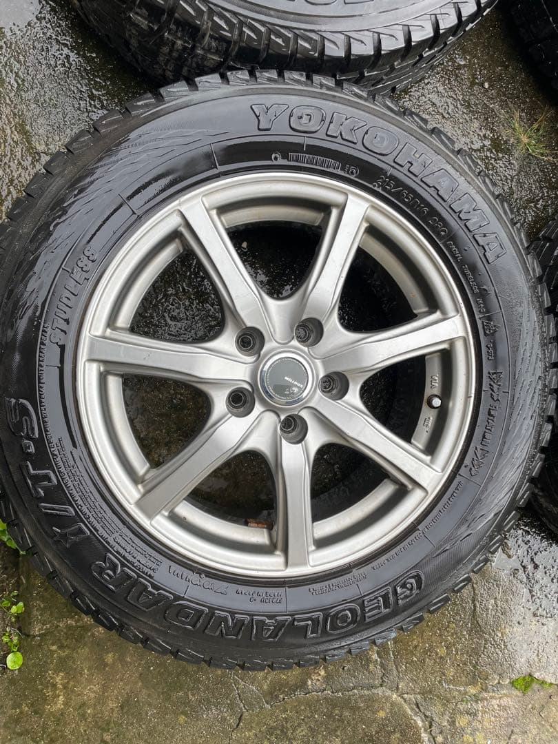 215/65R16 5穴x 114.3スタッドレスタイヤ ホイール付 4本セット