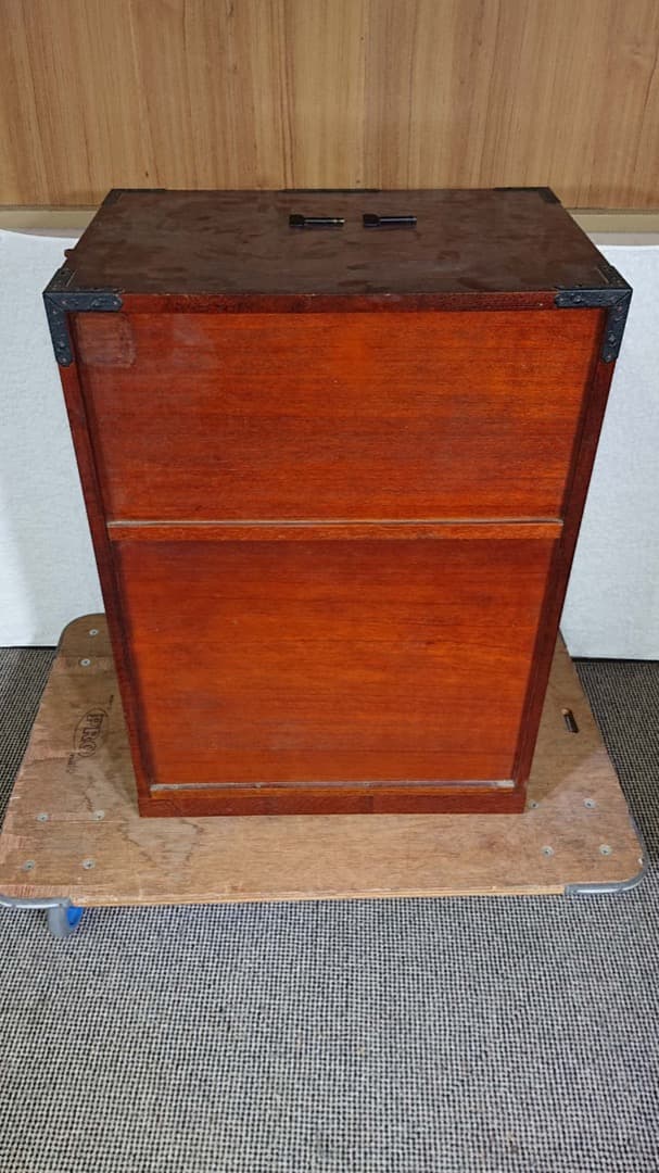 時代箪笥　鍵付き和たんす　引き出し箪笥　前欅　純和風アンティーク　古民家　蔵出し