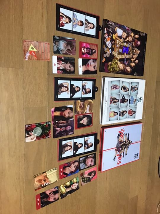 TWICE グッズ