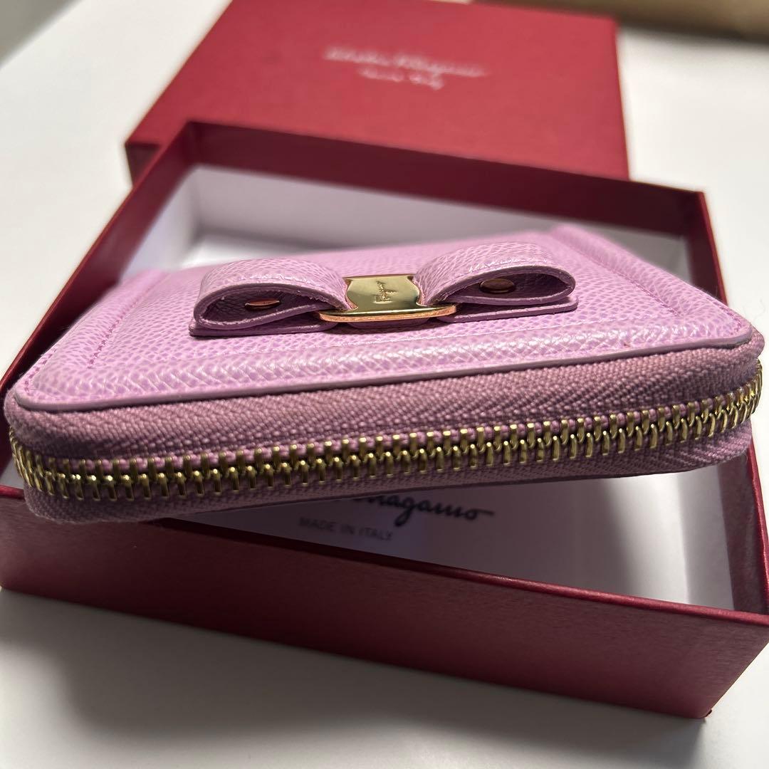 お値下げ❗️ フェラガモ　コンパクト　お財布　ピンク