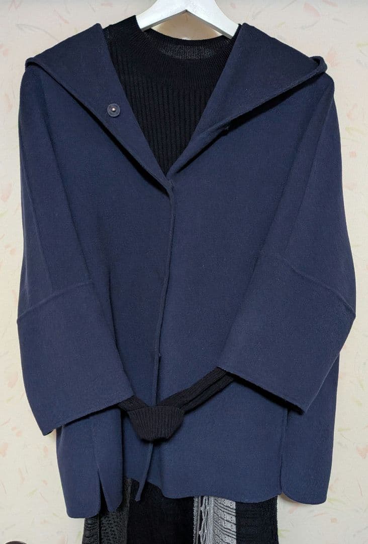 【高級】WEEKEND　MaxMara　フーディーハーフコート　ネイビー　М