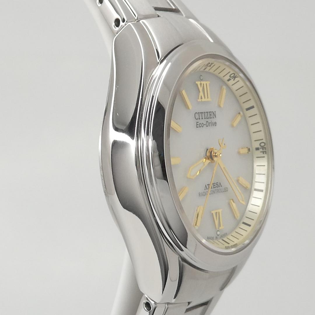 ✴極美品稼働品シチズン アテッサ 電波ソーラー チタニウム 17.5㎝ 未使用品