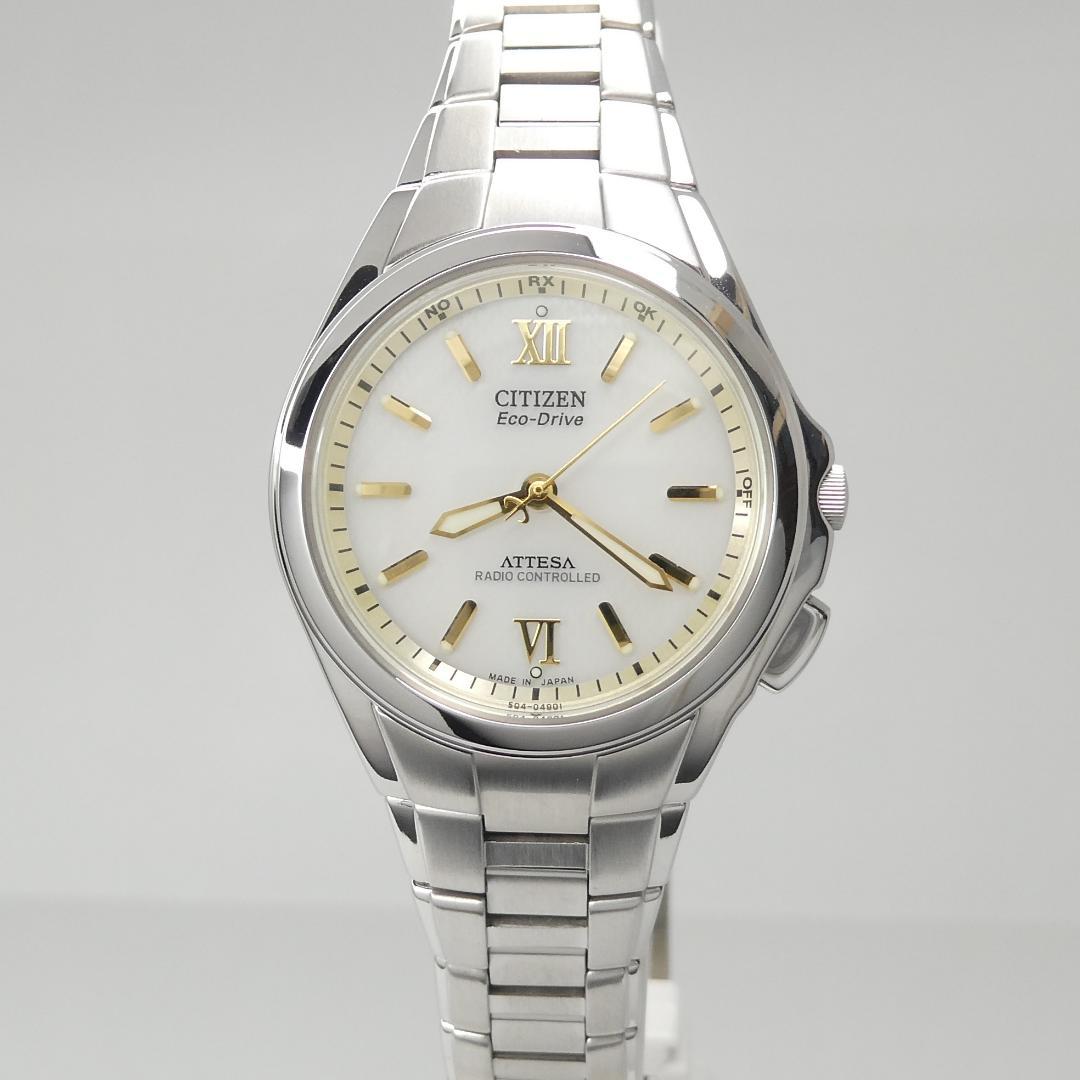 ✴極美品稼働品シチズン アテッサ 電波ソーラー チタニウム 17.5㎝ 未使用品