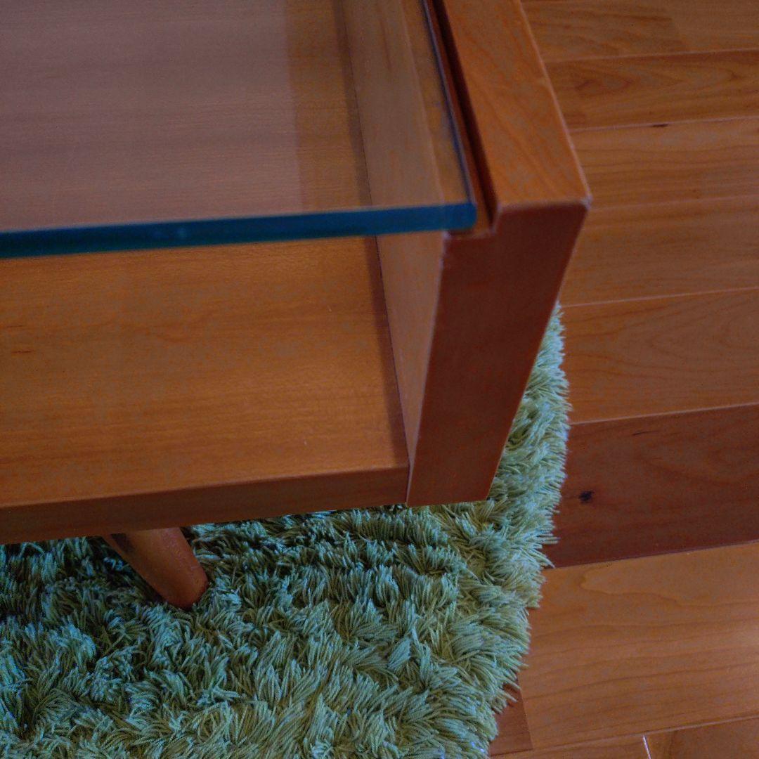 ウニコ　木製　ガラスローテーブル