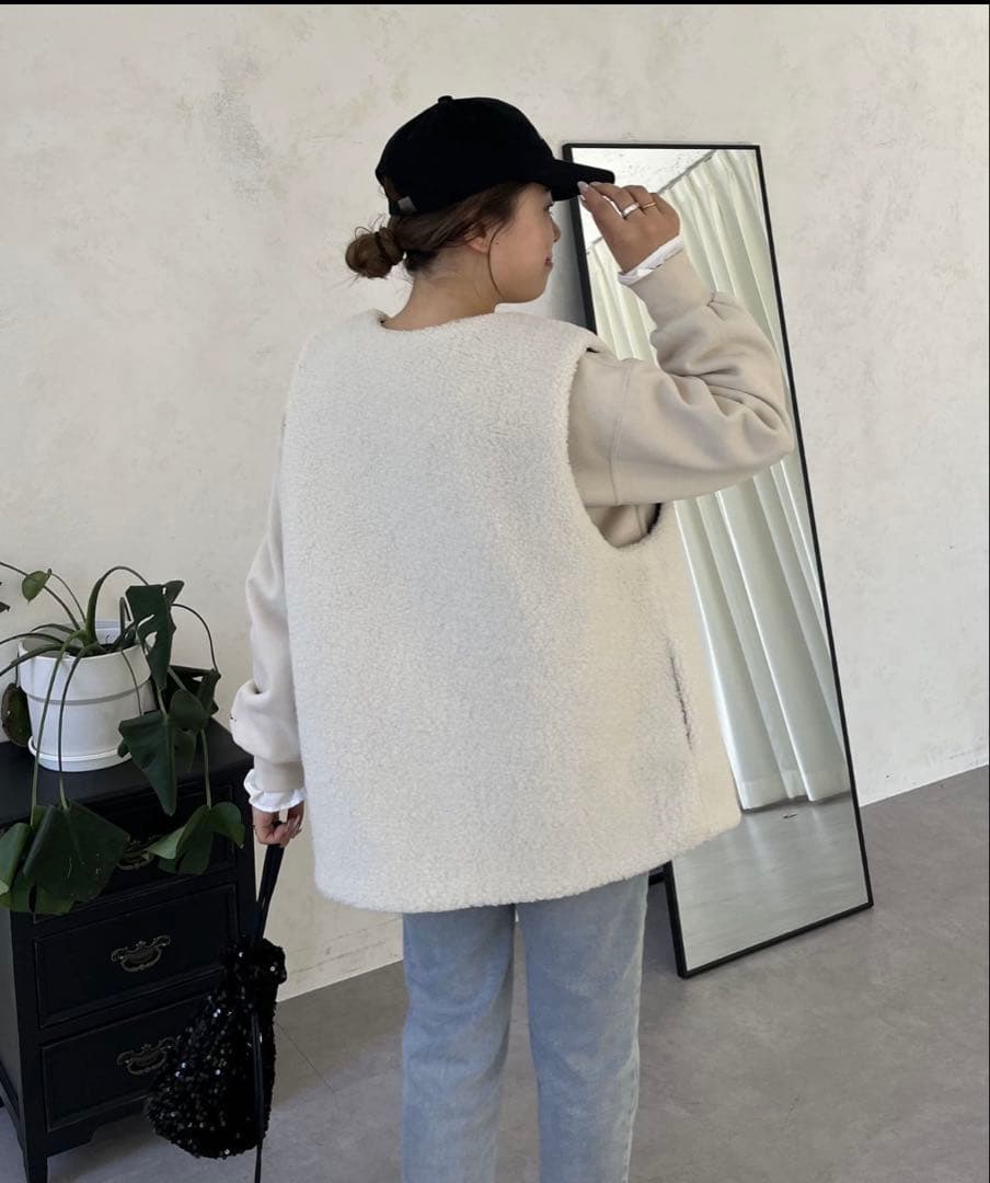 【MOMO COLLECTION】ボア×ハートキルティングリバーシブルベスト L