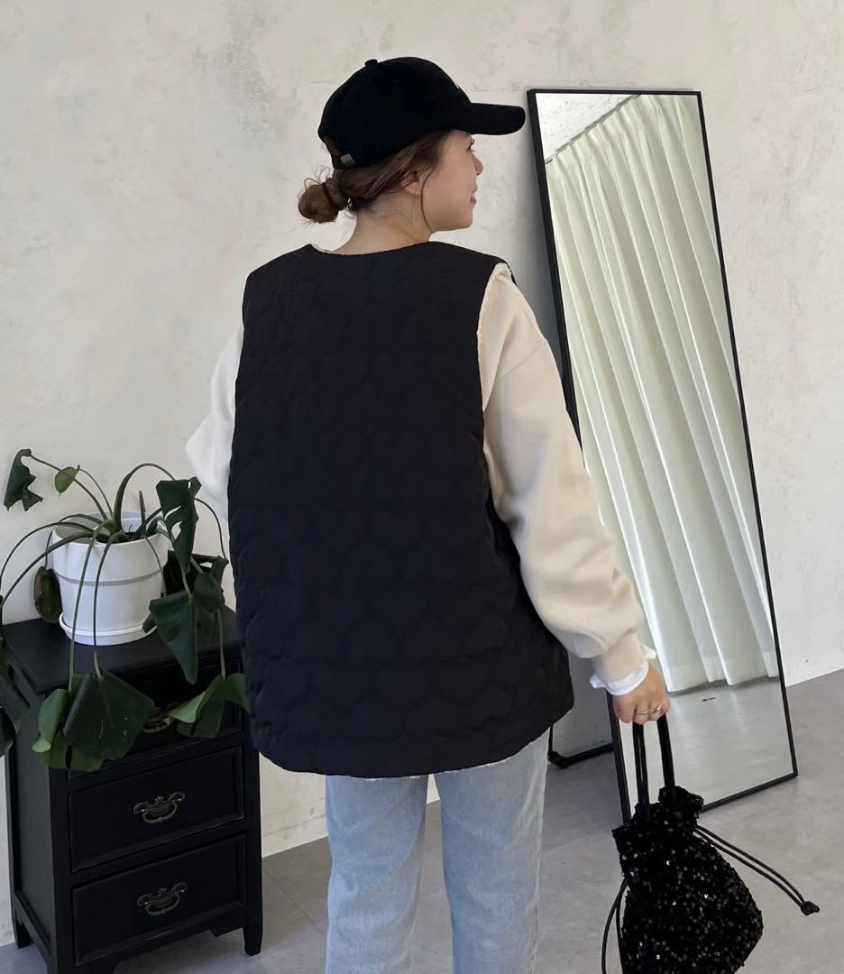 【MOMO COLLECTION】ボア×ハートキルティングリバーシブルベスト L