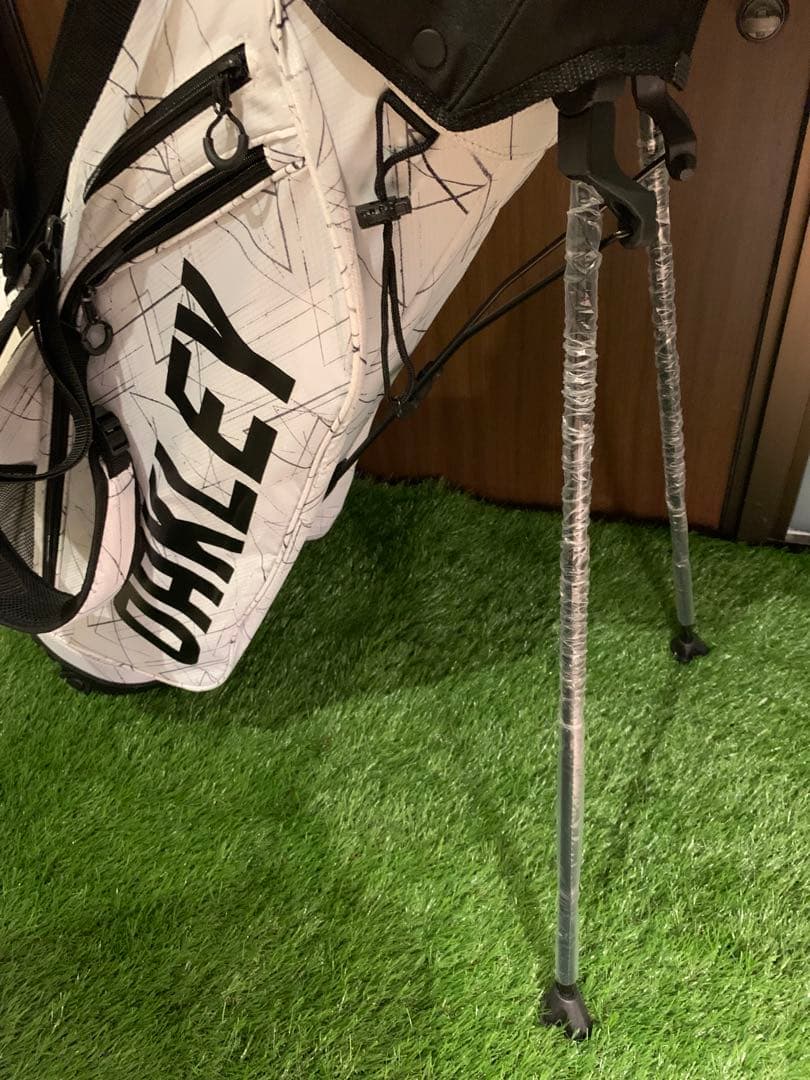 TBR！OAKLEYゴルフバッグのみ