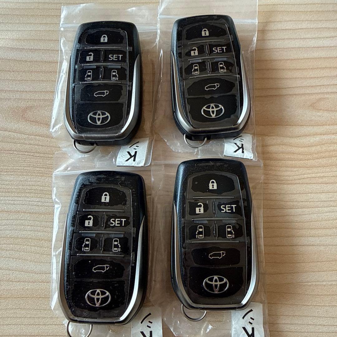 トヨタ純正 アルファードスマートキー (６ボタン) 4個 送料込み