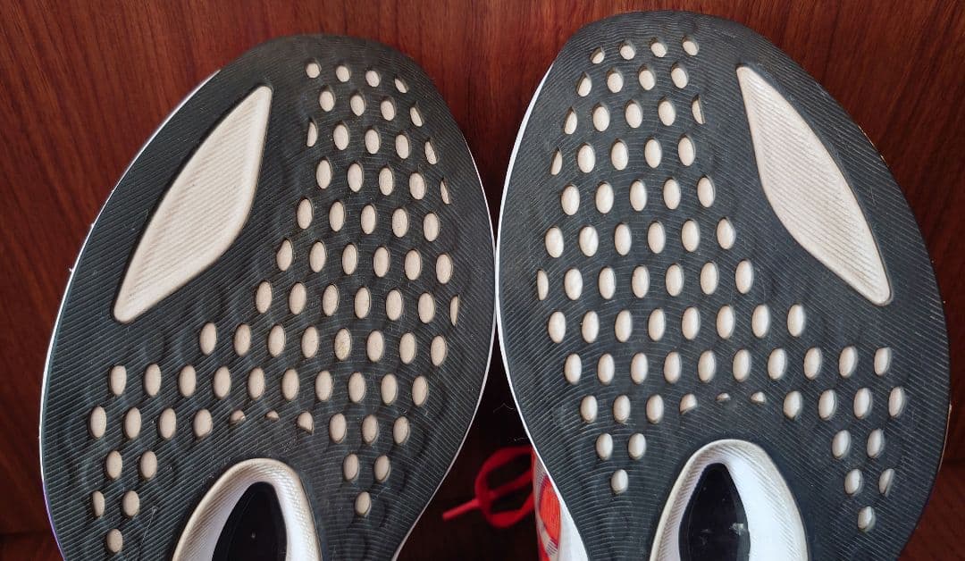 ASICS マジックスピード４（26.5cm）