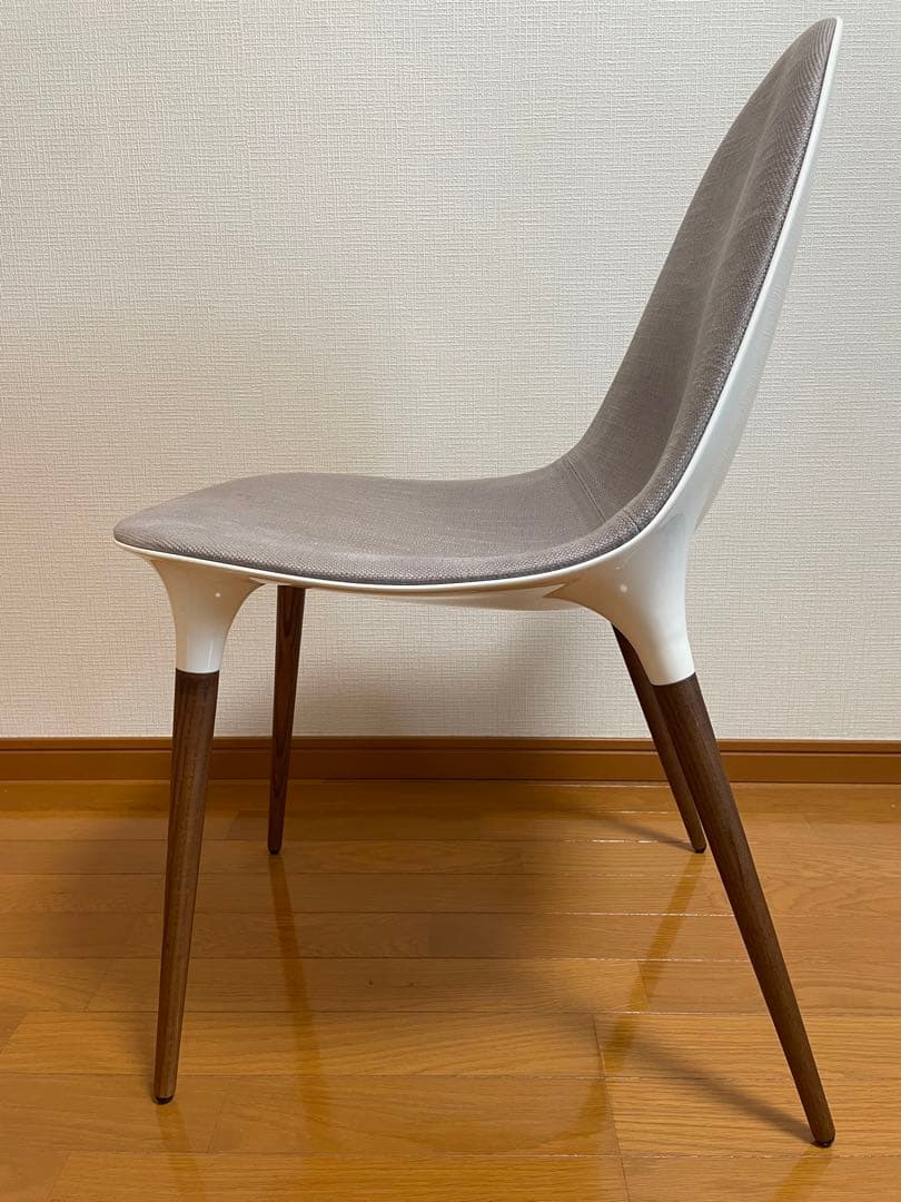 Cassina カプリス チェア 受注品 ファブリックx木脚