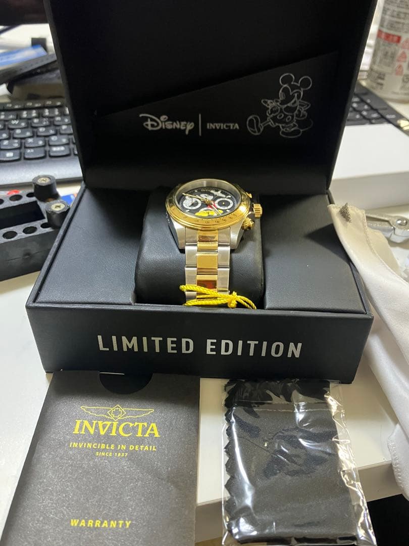 INVICTA Disney mickey ミッキーマウス　腕時計　ディズニー