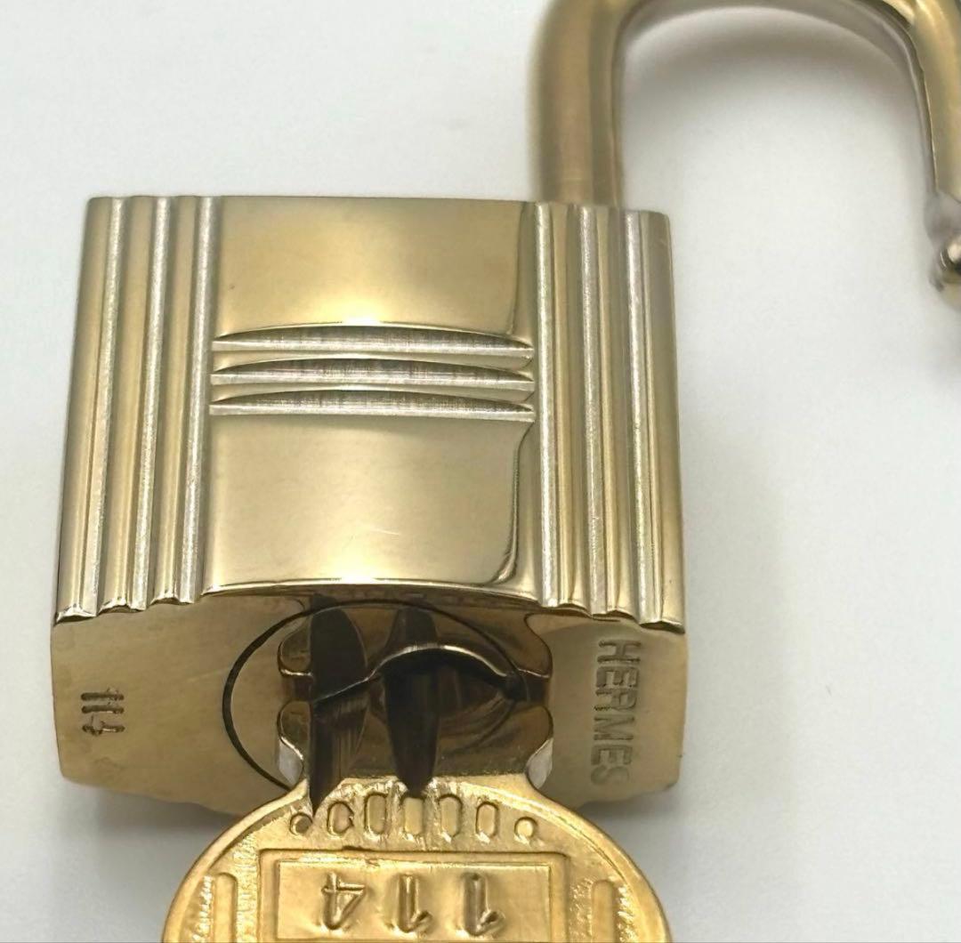 HERMES エルメス カデナ　24Kメッキ　No.114　114番　鍵付き