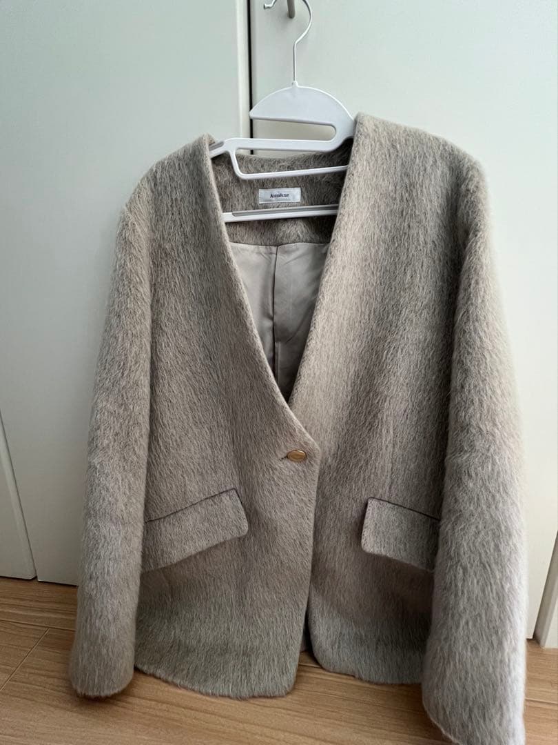 Aiméine ノーカラーシャギージャケットコート