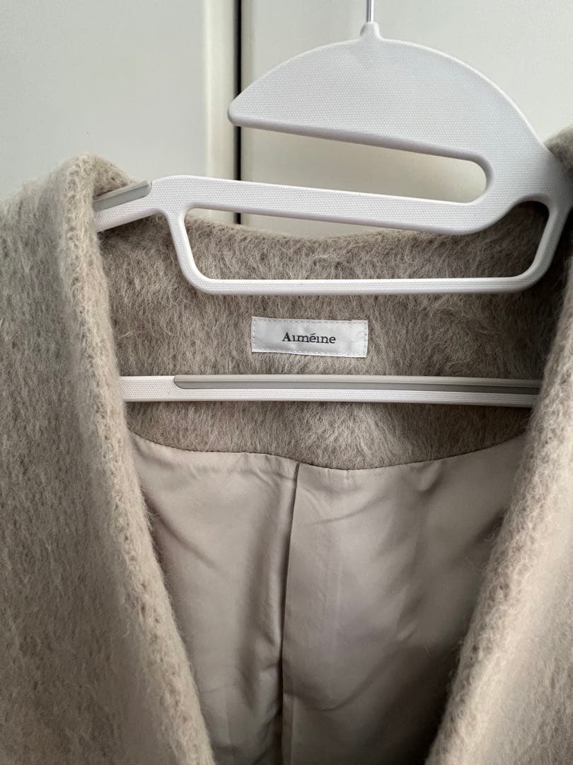 Aiméine ノーカラーシャギージャケットコート