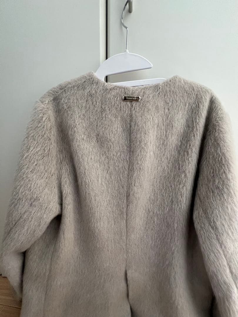 Aiméine ノーカラーシャギージャケットコート