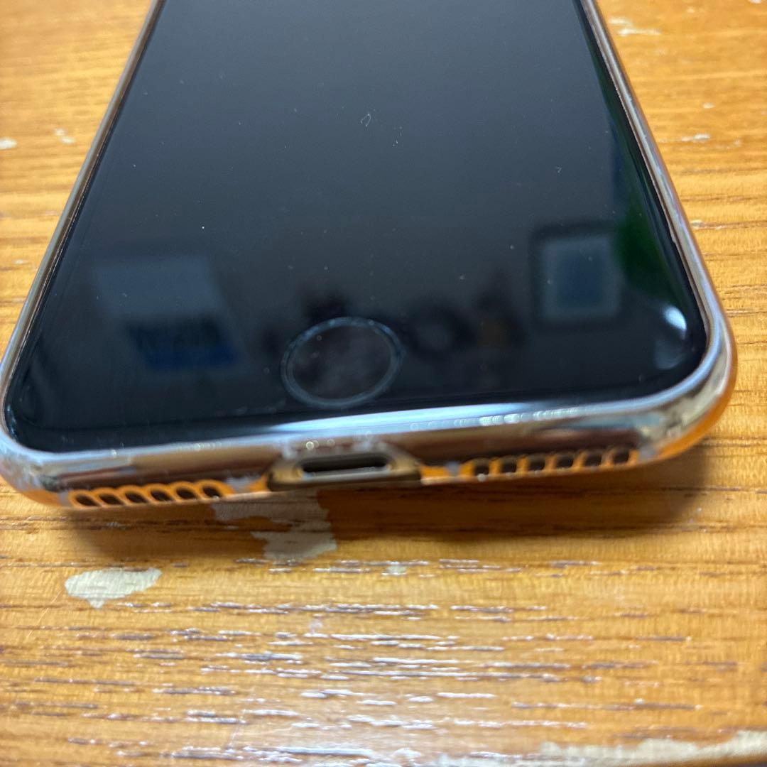 Apple iPhone SE第三世代 ホワイト 本体