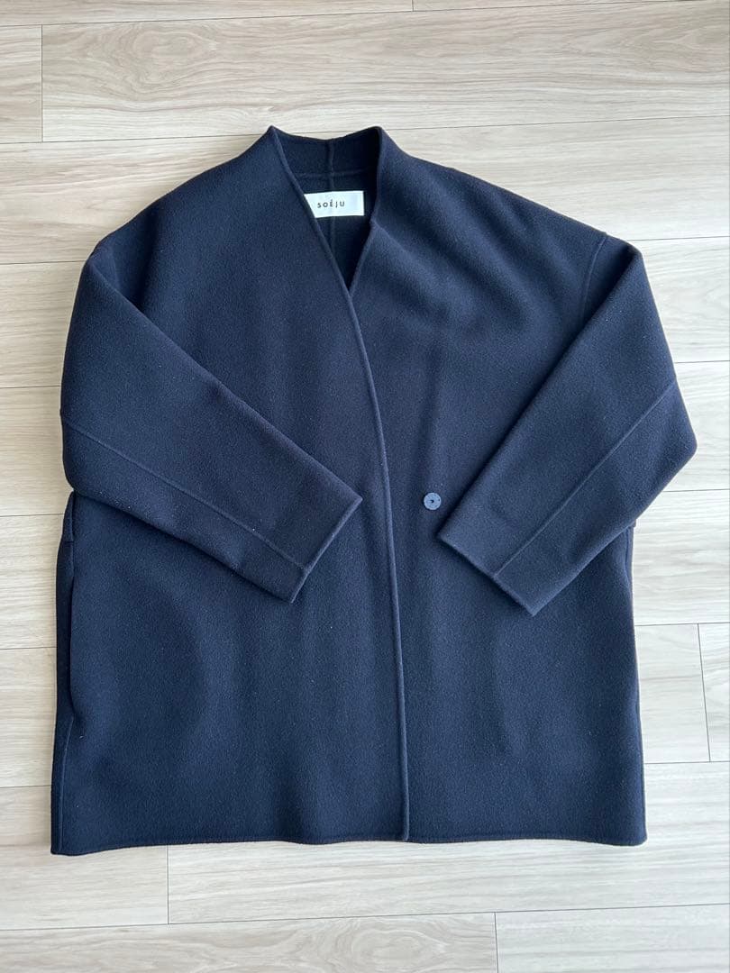 訳あり★ソージュ soeju ウールリバーミディコート　ネイビー