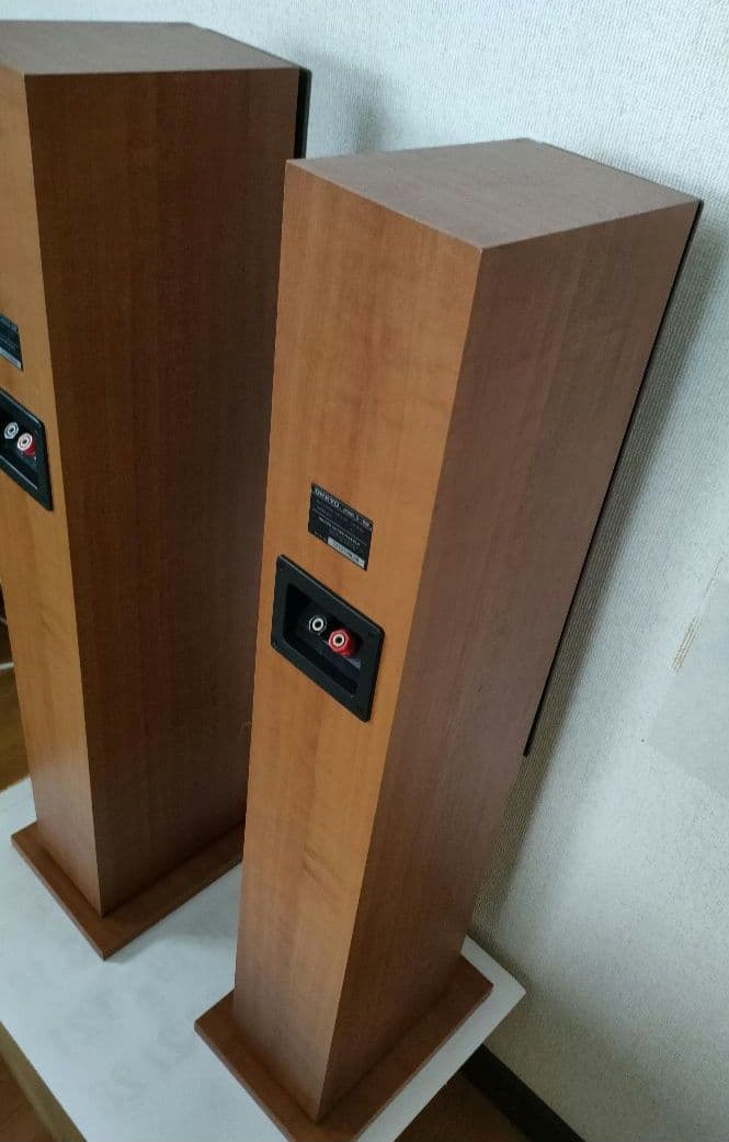 「ゆき」　ONKYO　D−105Fトールボーイスピーカー 左右（動作品）