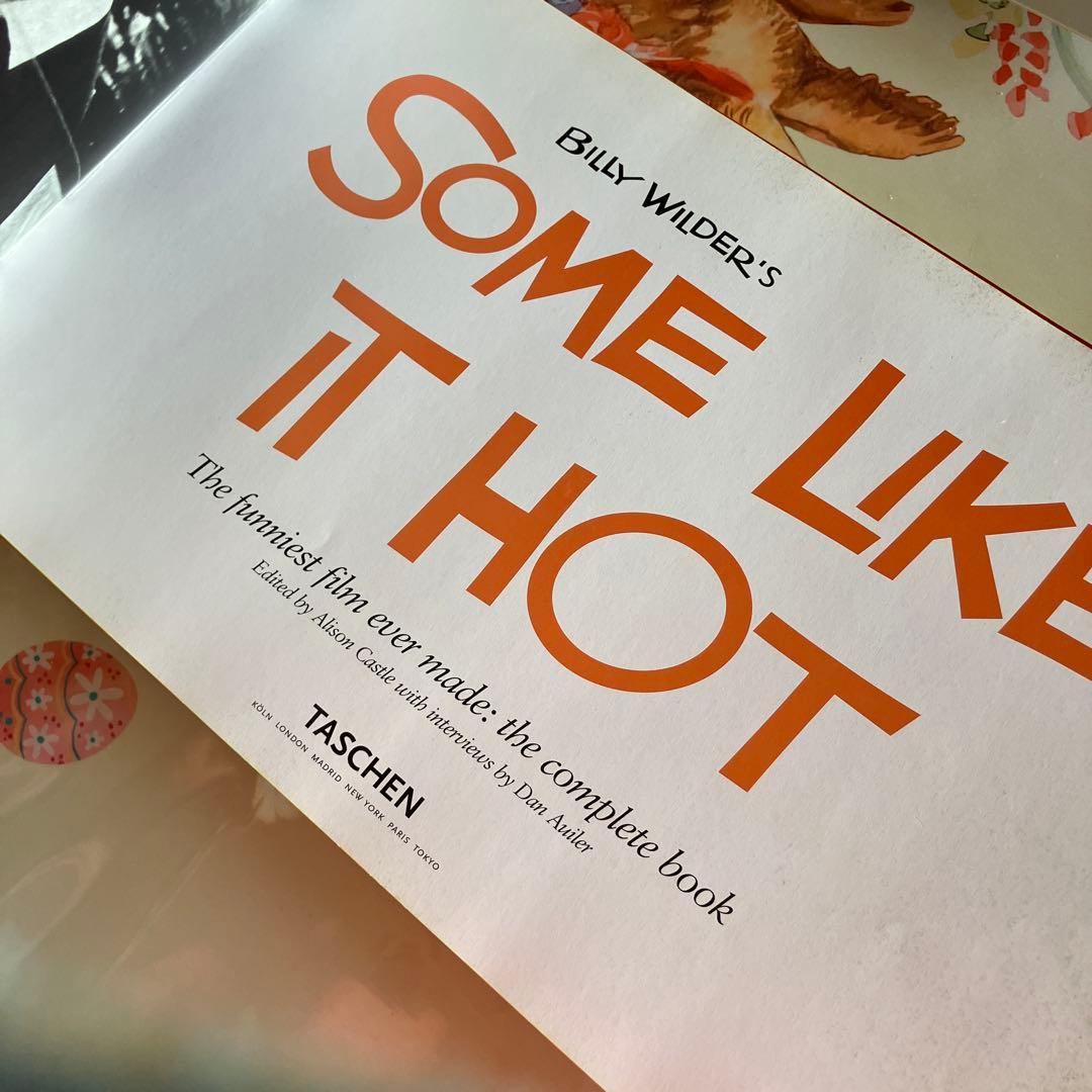 洋書　お熱いのがお好き　マリリン・モンロー　ビリー　ワイルダー　映画　脚本　絶版