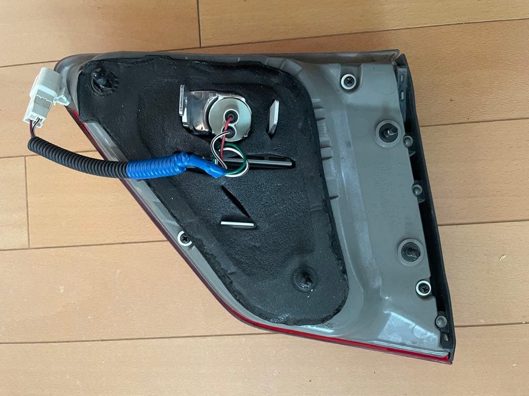 200系 クラウン アスリート後期 テールランプ