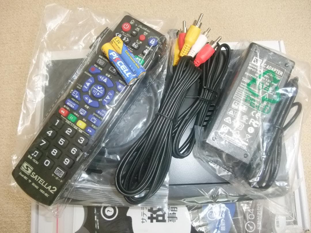 超美品　サテラ2　全視聴・録画・再生OK　元箱・付属品全てあり　ドングル無タイプ