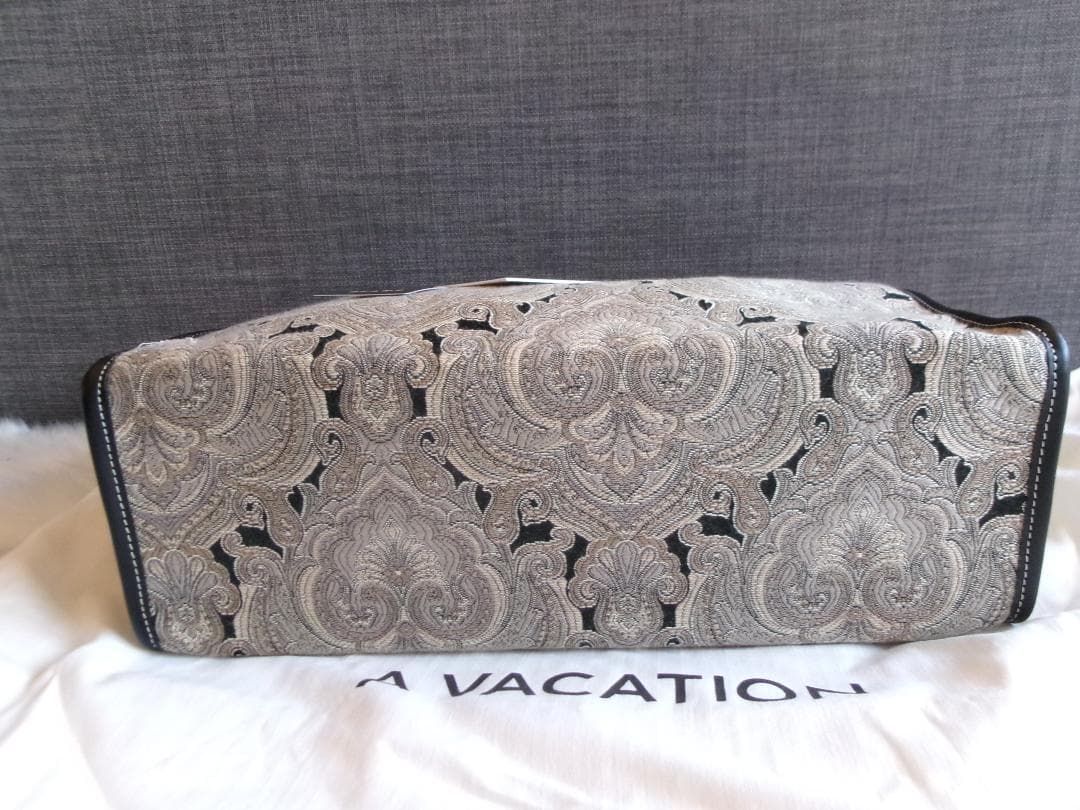 【新品・紙タグ付】A VACATIONのBREAD M・ONYX