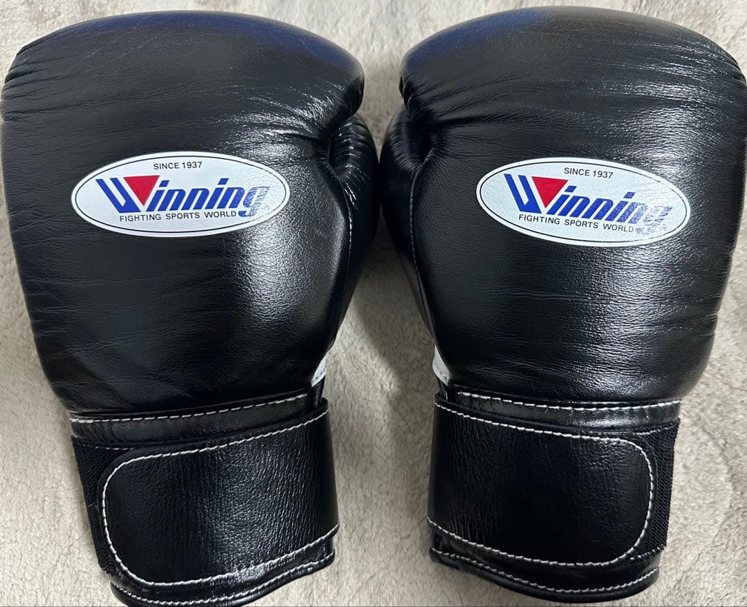 Winning グローブ 10oz ブラック