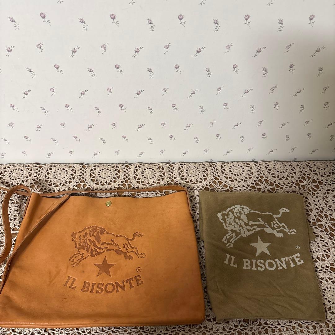 IL BISONTE レザー ショルダーバッグ