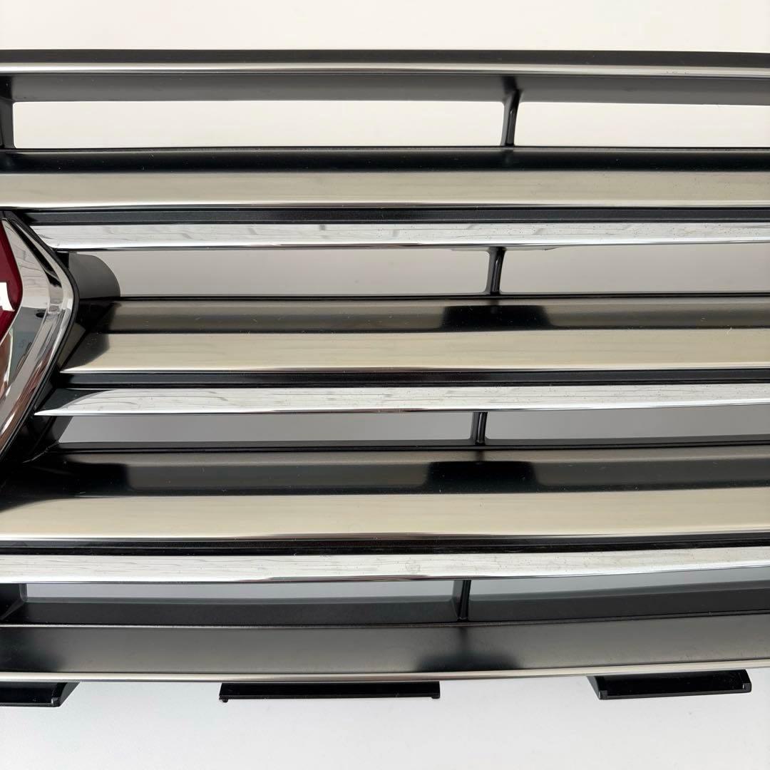 【未使用品】廃盤品　トヨタ　アルテッツァ　フロントグリル　メーカー純正品