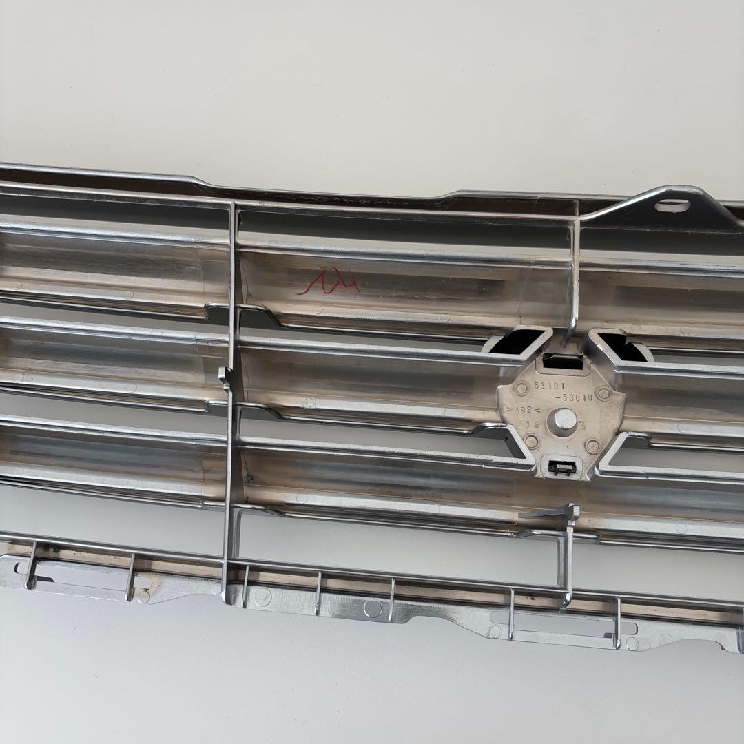 【未使用品】廃盤品　トヨタ　アルテッツァ　フロントグリル　メーカー純正品