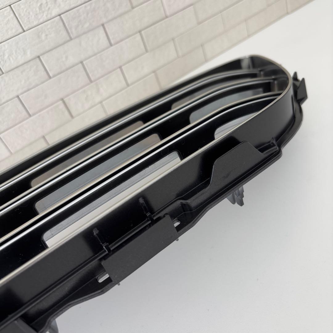 【未使用品】廃盤品　トヨタ　アルテッツァ　フロントグリル　メーカー純正品