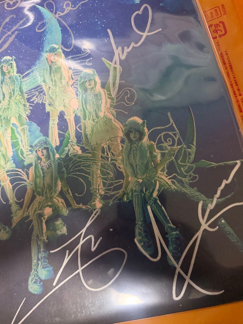 XG メンバー全員直筆サイン入り CD