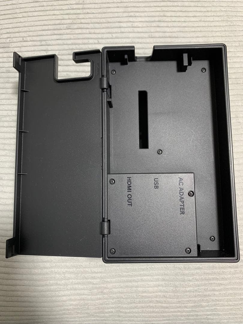 Nintendo Switch 本体+ジョイコンホルダー+ケース+大神絶景版