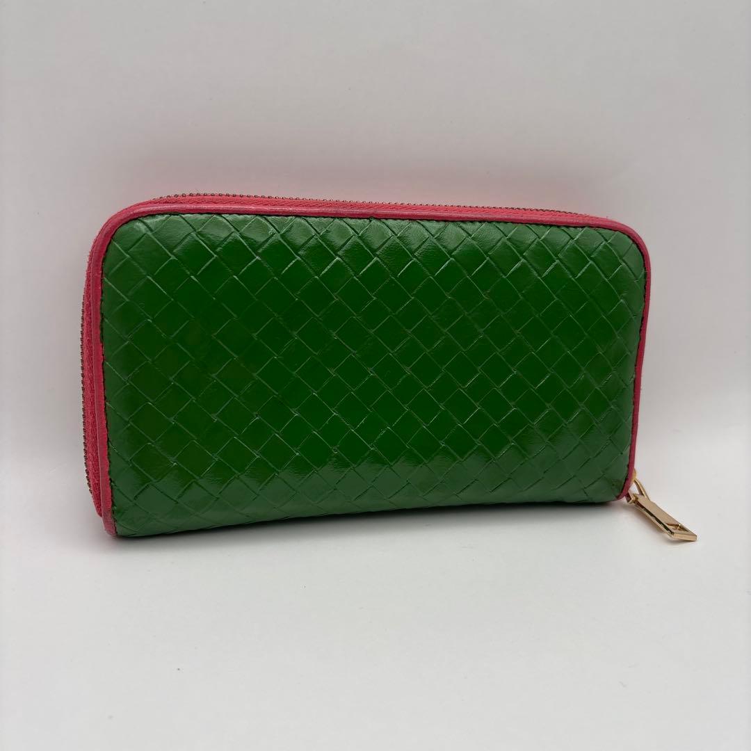 ◆正規品◆ボッティガヴェネタイントレチャート ラウンドファスナー長財布グリーン