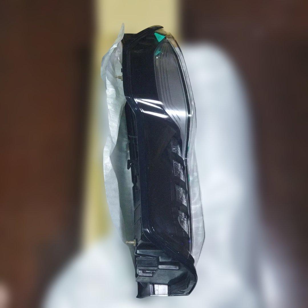 N-BOX カスタム JF3 4テールランプ左33550-TTA-J02打刻C