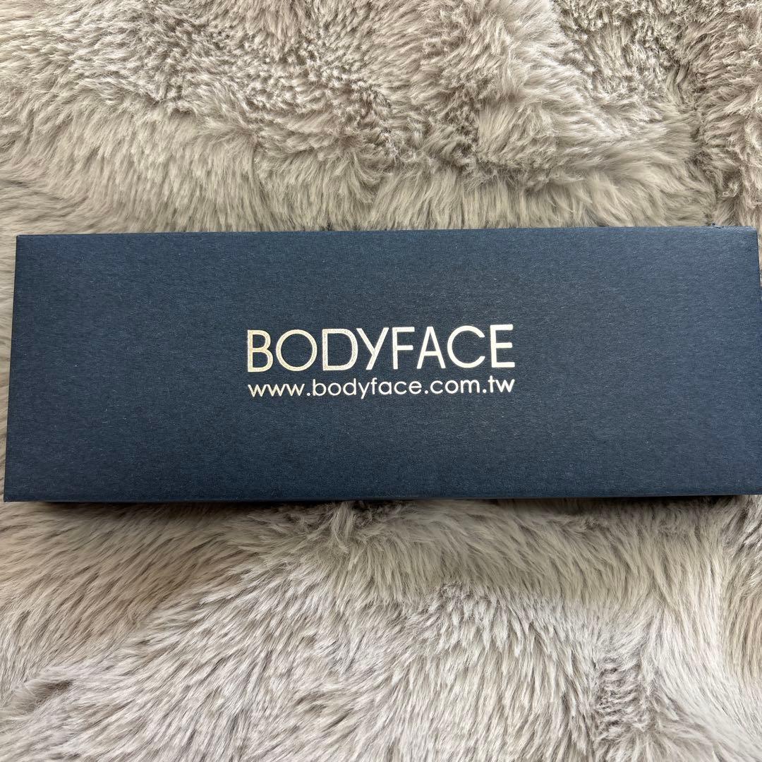 BodyFace 耳ツボ探知機/交換用電池付き