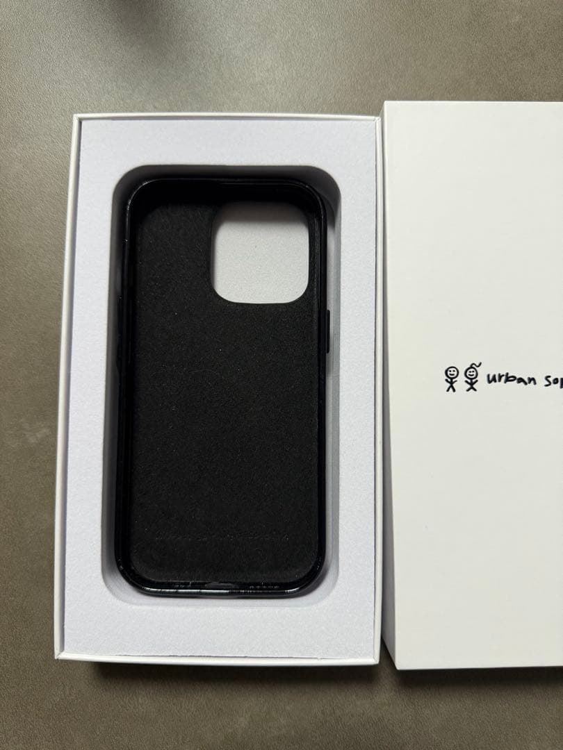 urban sophistication ドット iPhone16pro