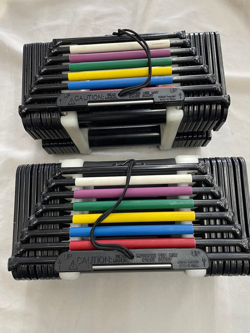 ①可変式ダンベル　約20kg×2個