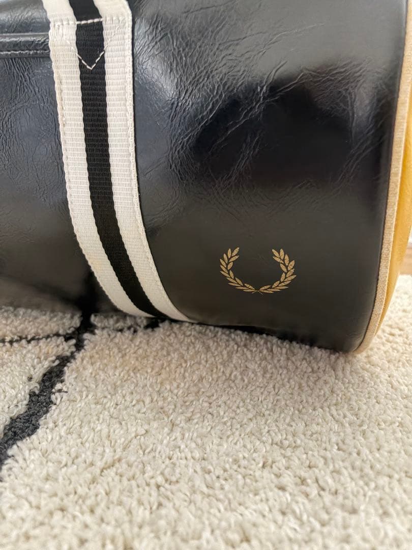 FRED PERRY ドラムバッグ ブラック/イエロー