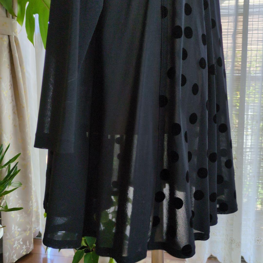 トクコプルミエヴォル チュニック 黒色 黒の水玉 9ごう
