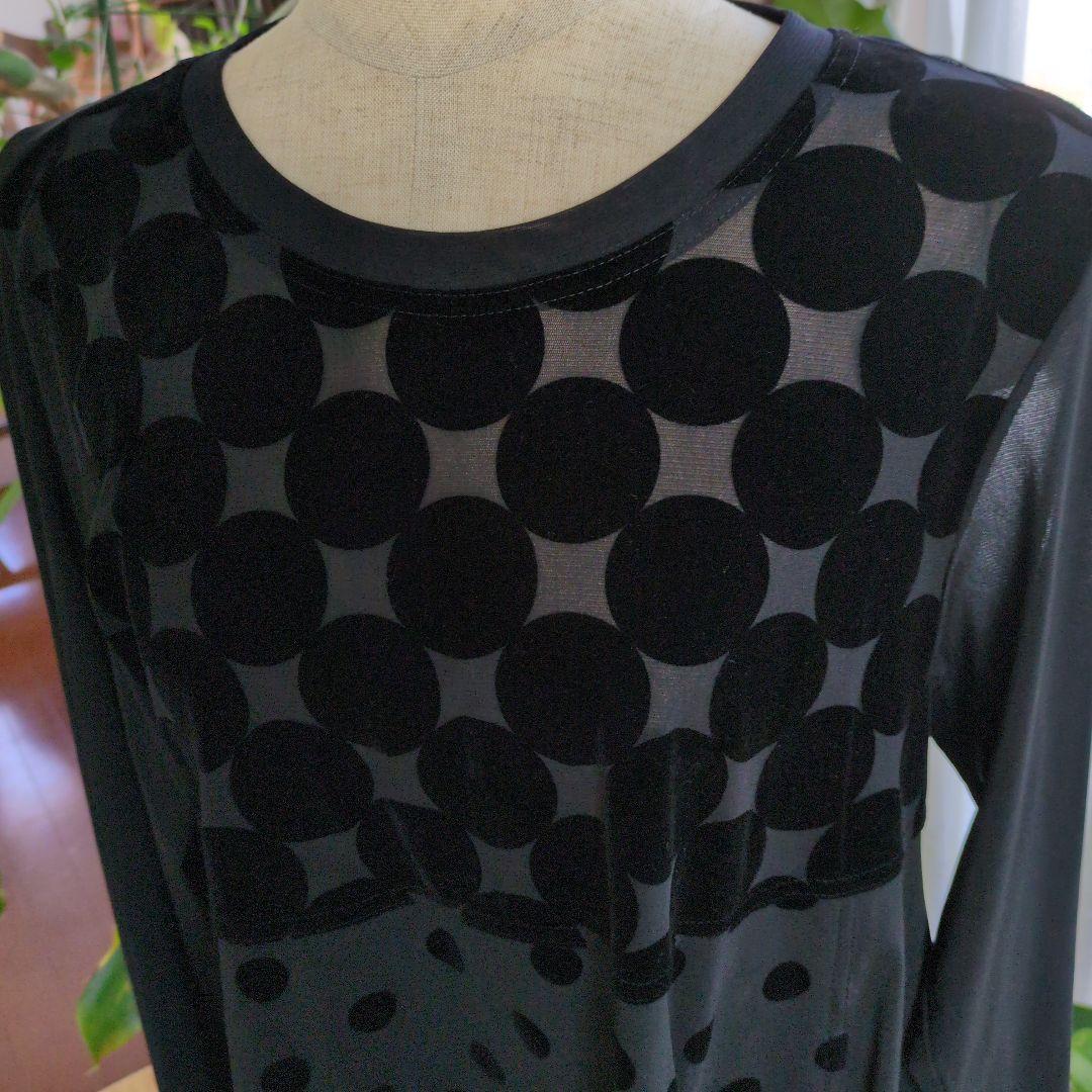 トクコプルミエヴォル チュニック 黒色 黒の水玉 9ごう