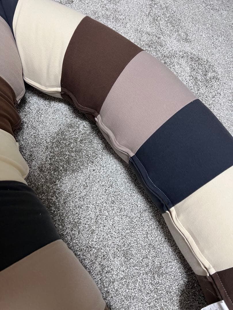 みんみん！yogibo ヨギボー　キャタピラーロールロングプレミアム！美品