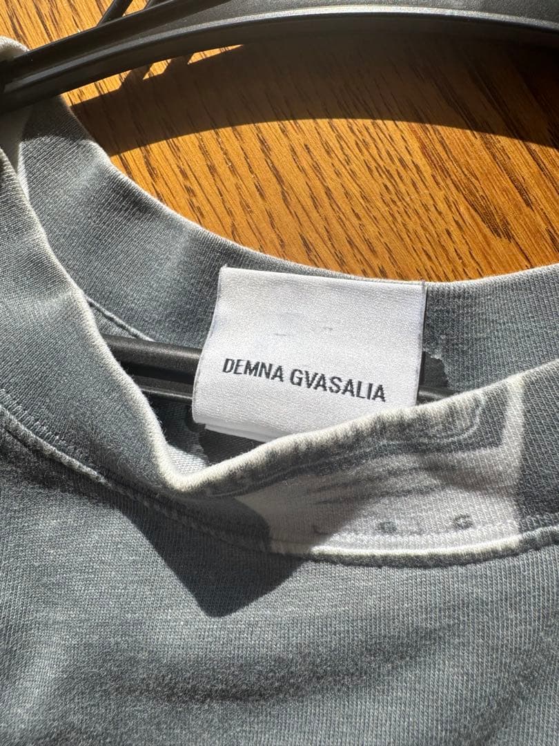 VETEMENTS 18aw drinking problem ロンT