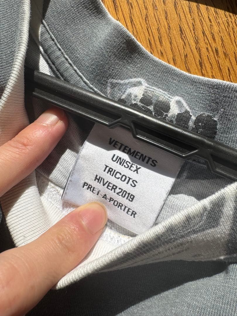 VETEMENTS 18aw drinking problem ロンT