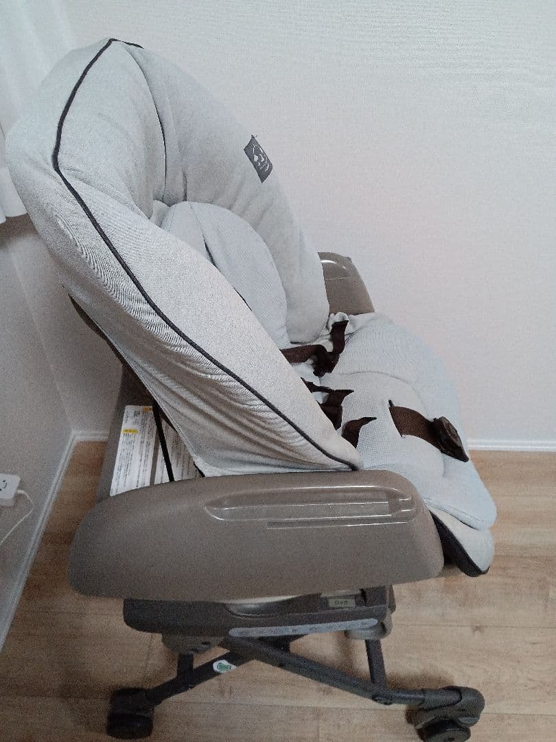 コンビ ネムリラ AUTO SWING LM